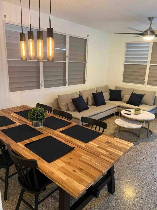 3 Bd By Airport El Yunque Walk To The Beach San Juan Buitenkant foto